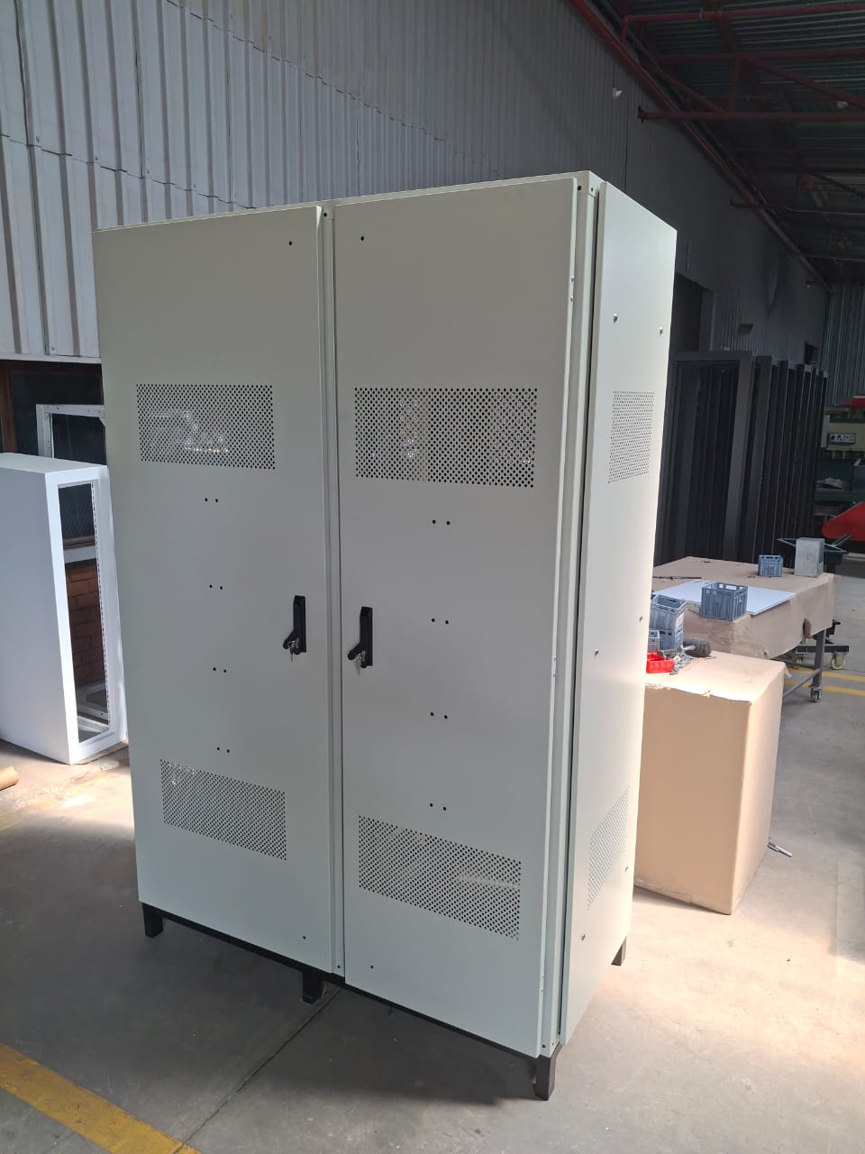 Ventilated Cabinet